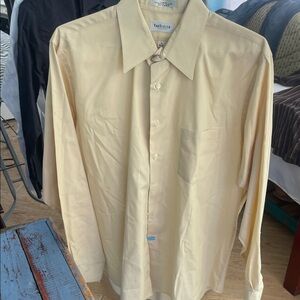 Van Heusen Men's Light Yellow Dress Shirt